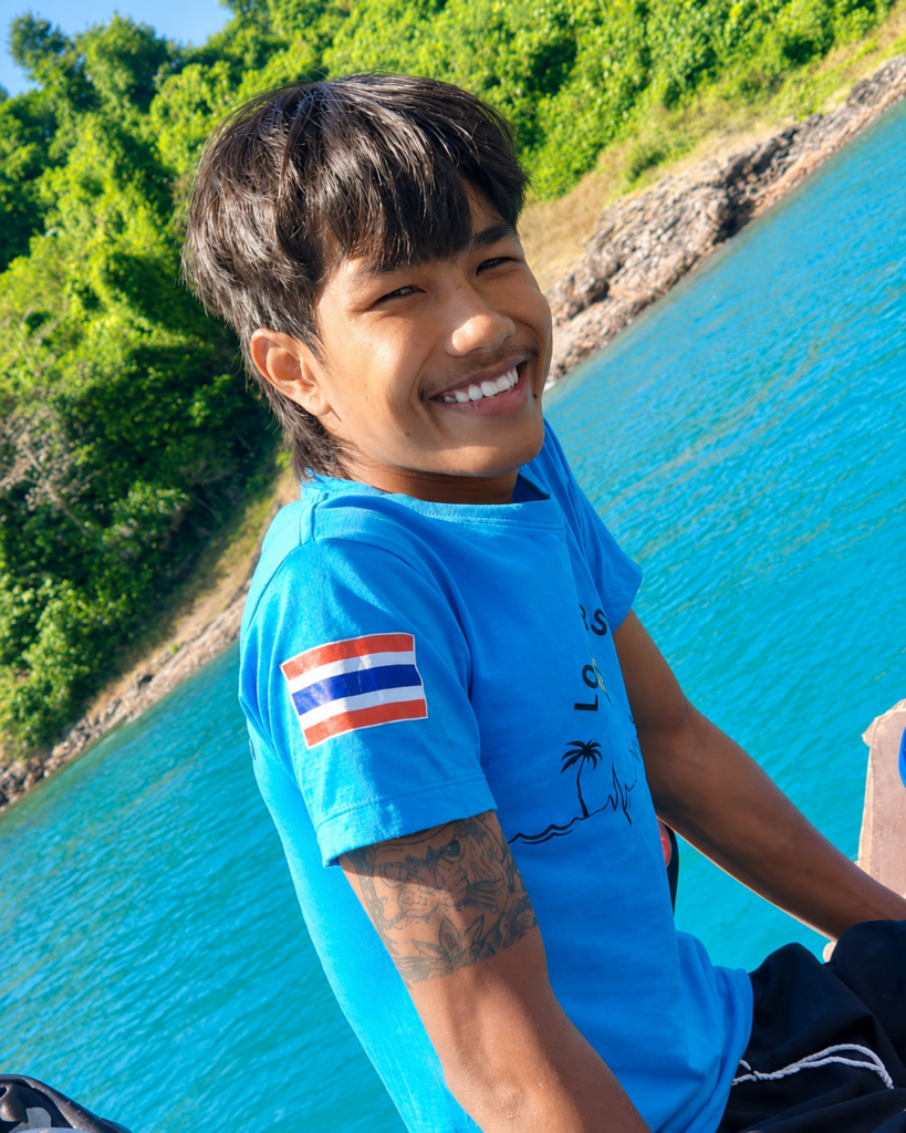 อ้วน — ลูกเรือและไกด์ดำน้ำตื้น